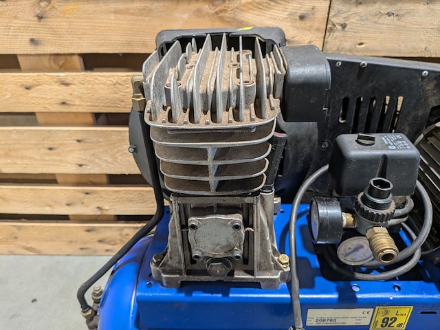 Compressor electra beckum, mega 350w, blauw, bouwjaar 2003 - afbeelding 12 van  15