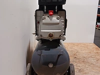 Compressor, haakse slijper en accuboormachine - afbeelding 27 van  27