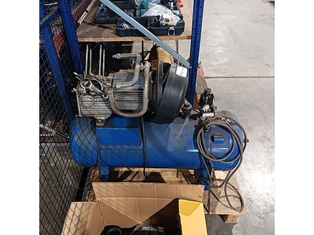 Compressor, hittekanon en kraanbesturing - afbeelding 12 van  14