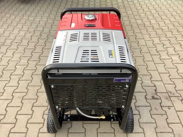 Compressor, lasapparaat, stroomgenerator - 3-in-1 mobiel werkstation - afbeelding 18 van  19