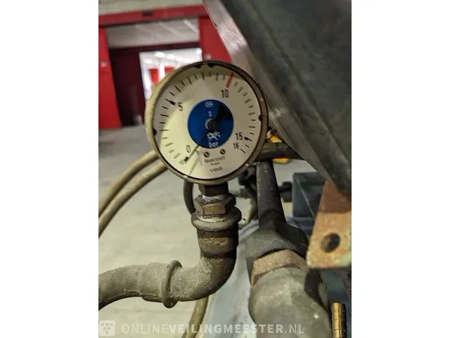 Compressor met 2 cilinder grasso pomp - afbeelding 4 van  14