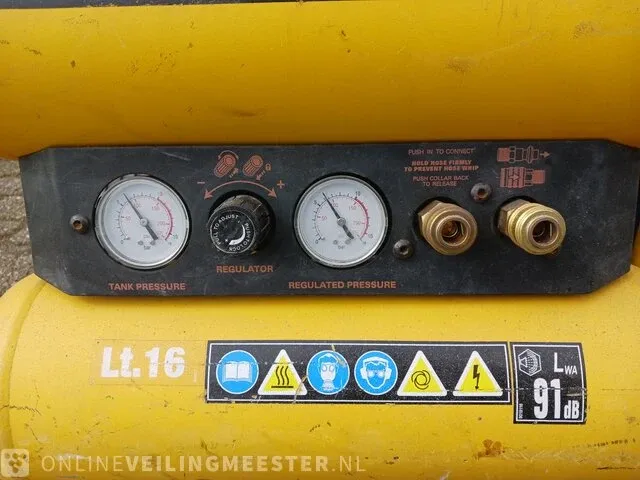 Compressor met luchtslanghaspel dewalt, dpc16ps-qs - afbeelding 18 van  24