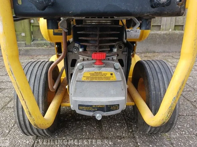 Compressor met luchtslanghaspel dewalt, dpc16ps-qs - afbeelding 21 van  24