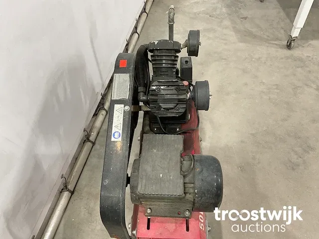 Compressor met pneumatische gereedschappen - afbeelding 5 van  9