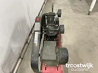 Compressor met pneumatische gereedschappen - afbeelding 5 van  9
