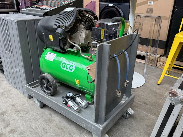 Compressor met transportkist verrijdbaar - afbeelding 4 van  11