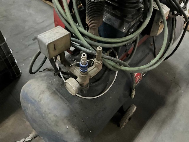 Compressor - afbeelding 6 van  7