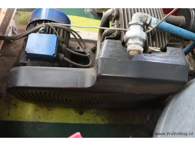 Compressor - afbeelding 5 van  5