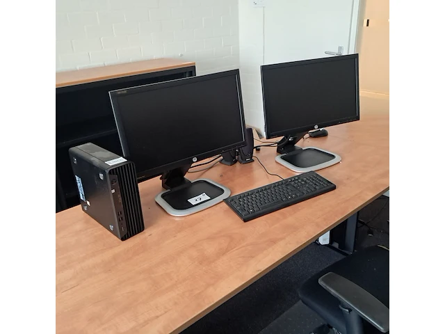 Computer inclusief 2 hp monitoren hp, prodesk 400 g7 & prodisplay p221 - afbeelding 2 van  8