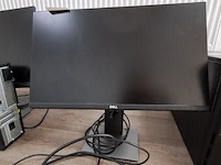 Computer met 2x beeldscherm coolermaster, dell - afbeelding 2 van  8