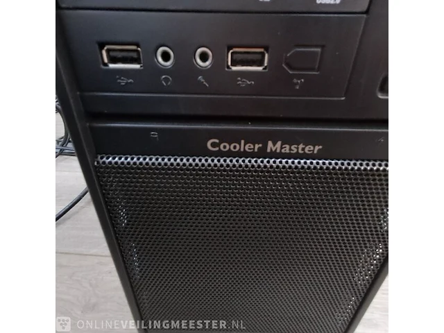 Computer met 2x beeldscherm coolermaster, dell - afbeelding 6 van  8