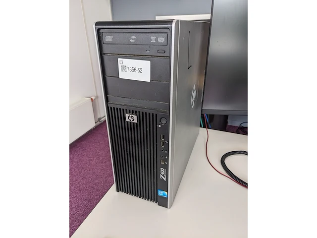 Computer met 2x monitor hp, z400 - afbeelding 2 van  8