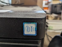 Computer met beeldscherm en handscanner hp, z440 - afbeelding 3 van  6