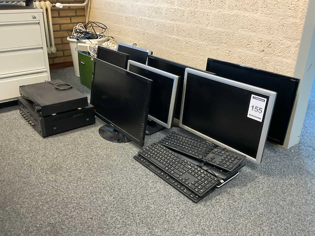 Computer monitor (7x) - afbeelding 1 van  7