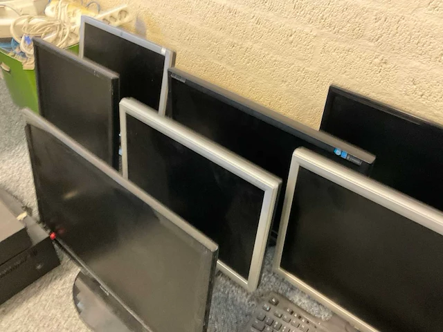Computer monitor (7x) - afbeelding 4 van  7