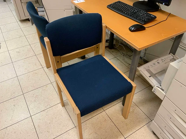 Computertafel en 2 stoelen - afbeelding 4 van  5