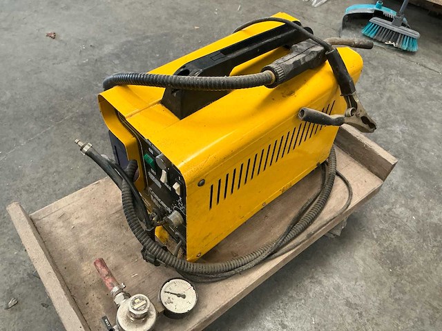 Concept minmig mig lasapparaat - afbeelding 3 van  7