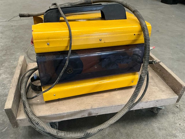 Concept minmig mig lasapparaat - afbeelding 4 van  7