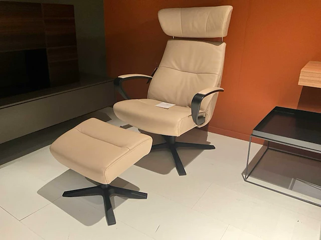 Conform style relaxfauteuil inclusief ottoman - afbeelding 1 van  12