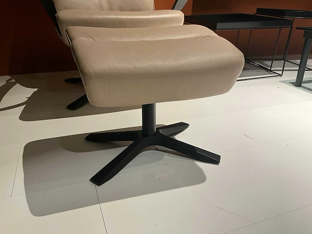 Conform style relaxfauteuil inclusief ottoman - afbeelding 6 van  12