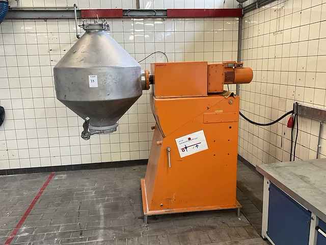 Conische mengmachine - afbeelding 2 van  9