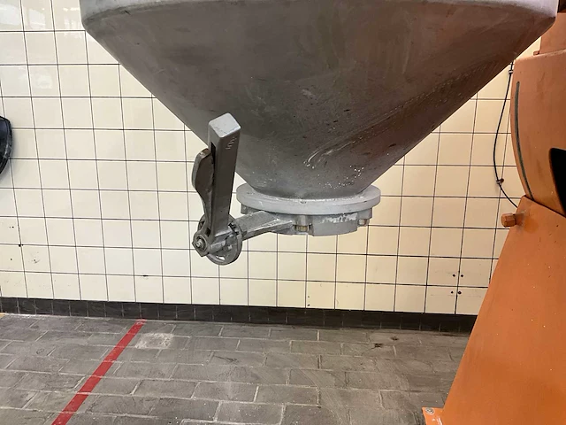 Conische mengmachine - afbeelding 5 van  9