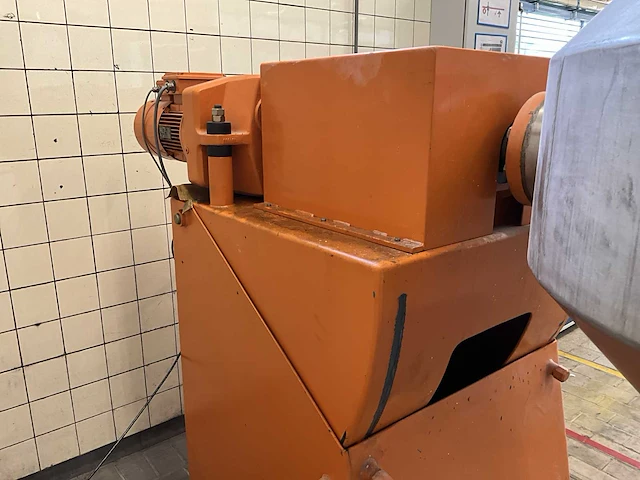 Conische mengmachine - afbeelding 7 van  9