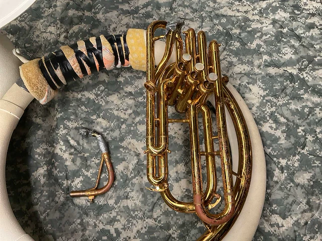 Conn sousaphone - afbeelding 4 van  8
