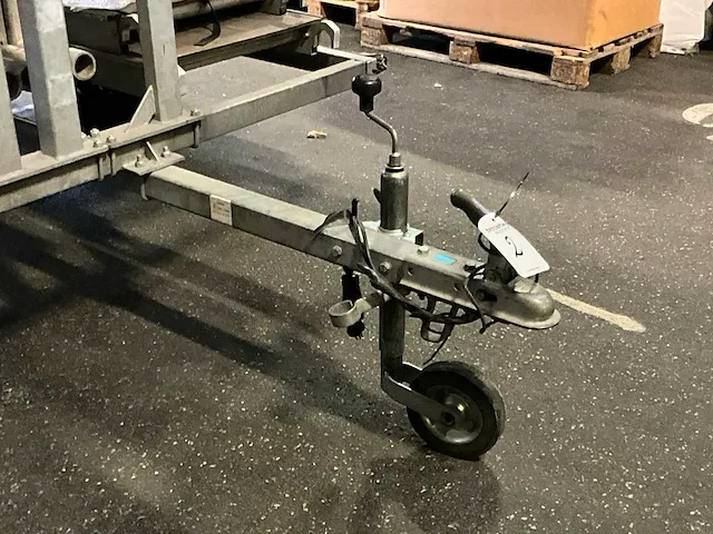 Connecting steiger aanhangwagen - afbeelding 10 van  21