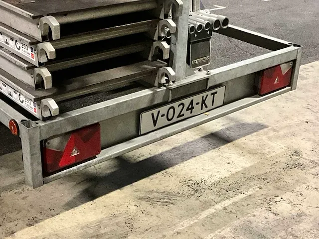 Connecting steiger aanhangwagen - afbeelding 2 van  29