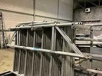 Connecting steiger aanhangwagen - afbeelding 9 van  29