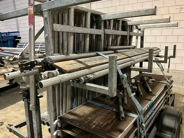Connecting steiger aanhangwagen - afbeelding 2 van  21