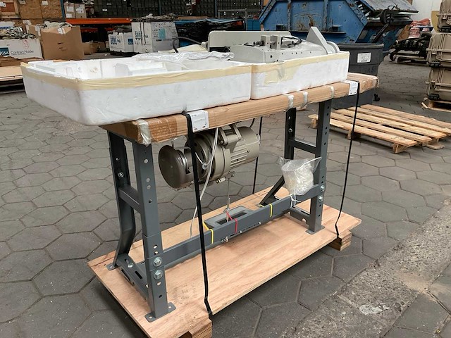 Consew 206rb-5 naaimachine - afbeelding 4 van  10