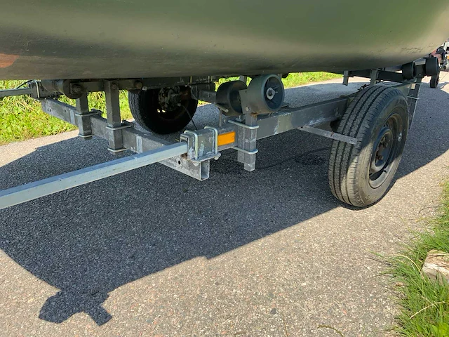 Consoleboot met trailer - afbeelding 6 van  21
