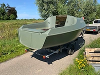 Consoleboot met trailer - afbeelding 18 van  21