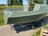 Consoleboot met trailer - afbeelding 19 van  21