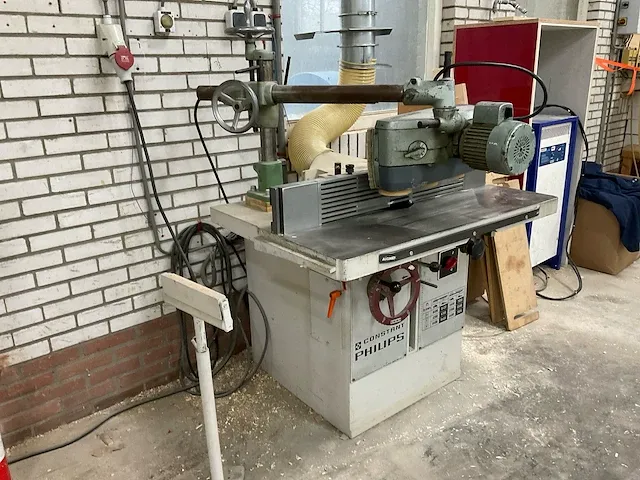 Constant philips kantenfreesmachine - afbeelding 5 van  12