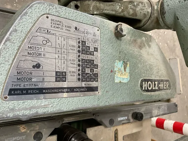 Constant philips kantenfreesmachine - afbeelding 11 van  12