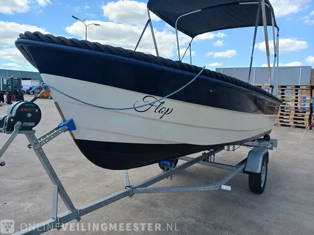 Consule boot met trailer en yamaha buitenboord motor 9.9pk - afbeelding 15 van  43