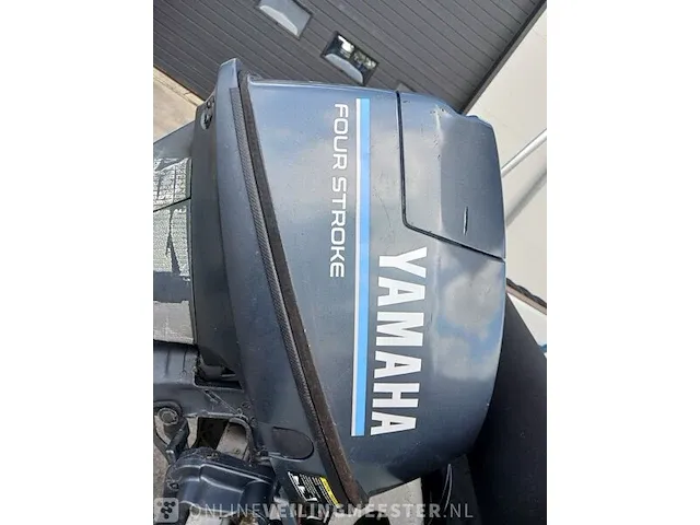 Consule boot met trailer en yamaha buitenboord motor 9.9pk - afbeelding 30 van  43