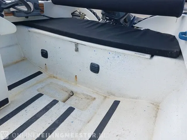 Consule boot met trailer en yamaha buitenboord motor 9.9pk - afbeelding 36 van  43