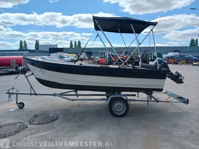 Consule boot met trailer en yamaha buitenboord motor 9.9pk - afbeelding 41 van  43