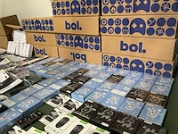 Consumentengoederen (150x) - afbeelding 1 van  14
