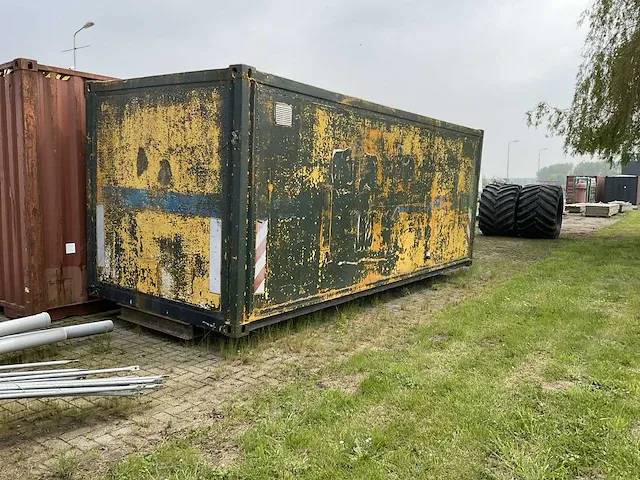 Container 20 ft met inboedel - afbeelding 1 van  8