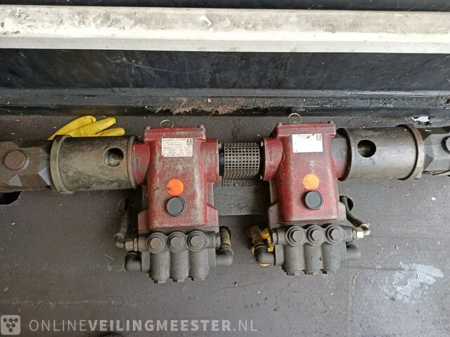 Container reiniger iveco, euro cargo 120el, bouwjaar 2002 - afbeelding 11 van  54