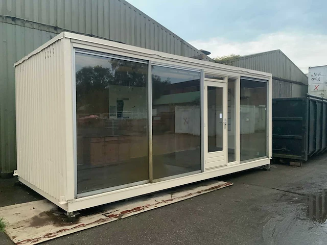 Container unit met glazen wand - afbeelding 2 van  5
