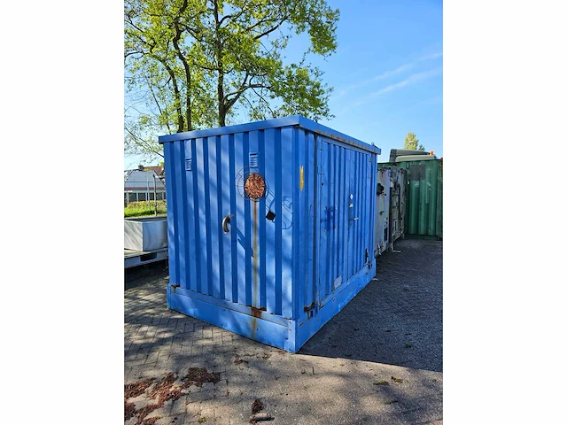 Container - afbeelding 1 van  1