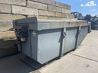 Container - afbeelding 1 van  11