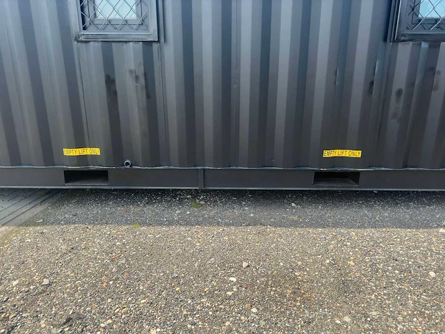 Containerwoning / container unit 40 ft hq / 12 m tiny house dubbele woning - afbeelding 11 van  31