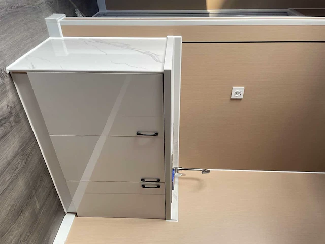 Containerwoning / container unit 40 ft hq / 12 m tiny house enkele woning met apparte slaapkamer - afbeelding 14 van  26